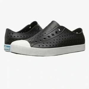 Native Shoes Jefferson Slip On Black & White NWT Lightweight Sz 5.5/ EU 36
